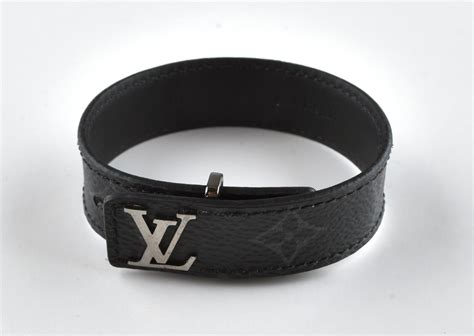 lv slim bracelet dhgate|lv bracelet size chart.